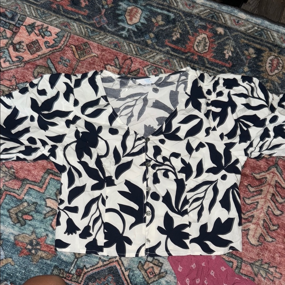 Floral Black and White Women's Top